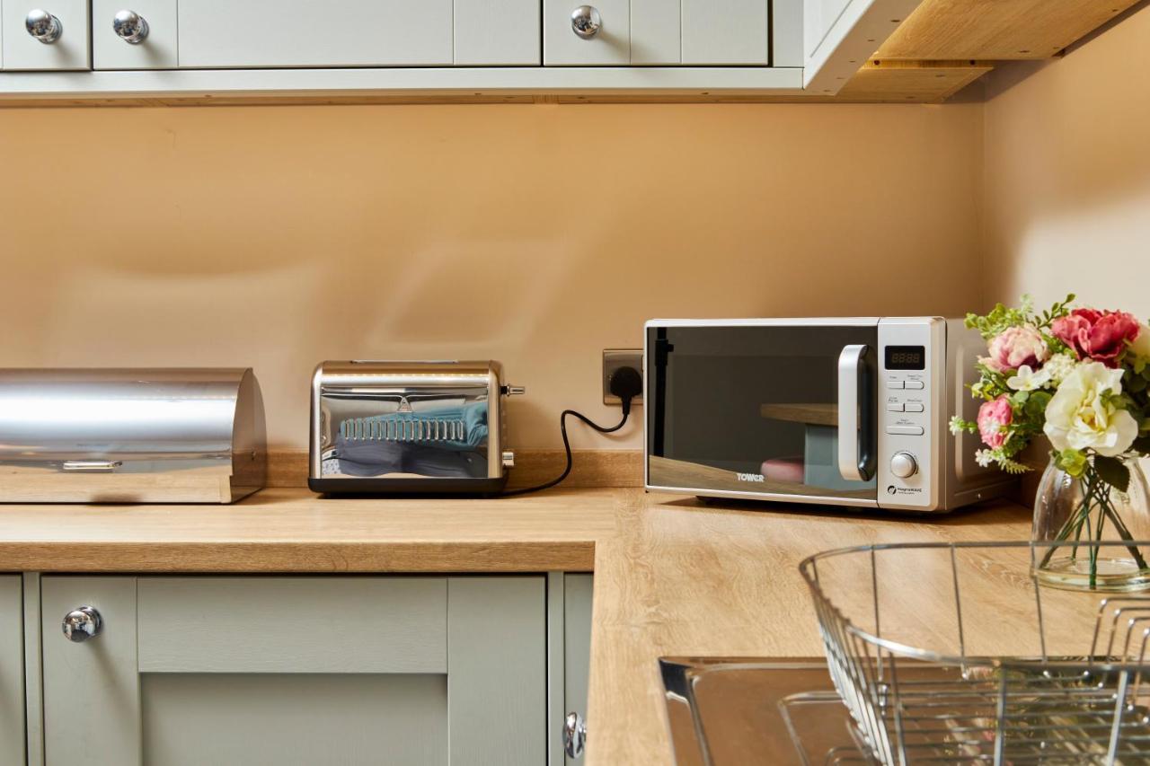 The Stunning Central Harrogate Abode - Sleeps 6 Екстер'єр фото