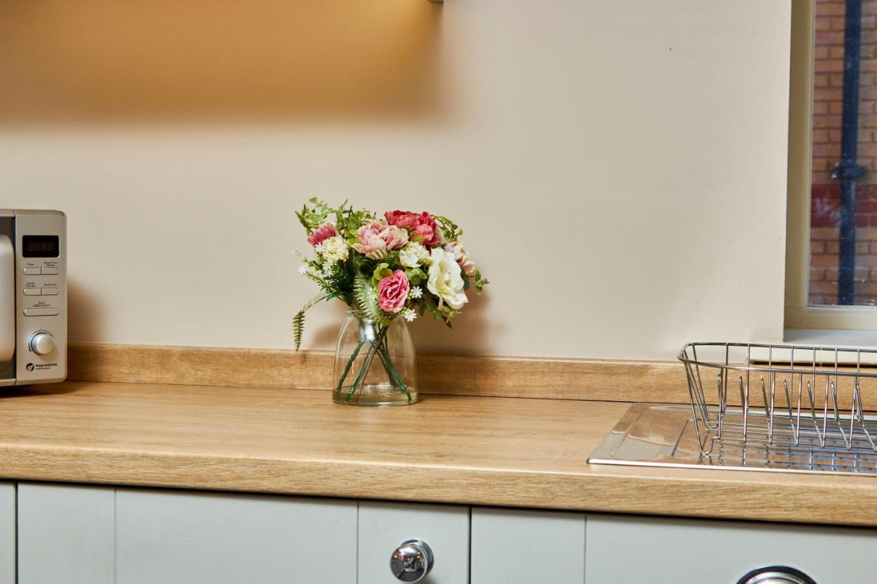 The Stunning Central Harrogate Abode - Sleeps 6 Екстер'єр фото