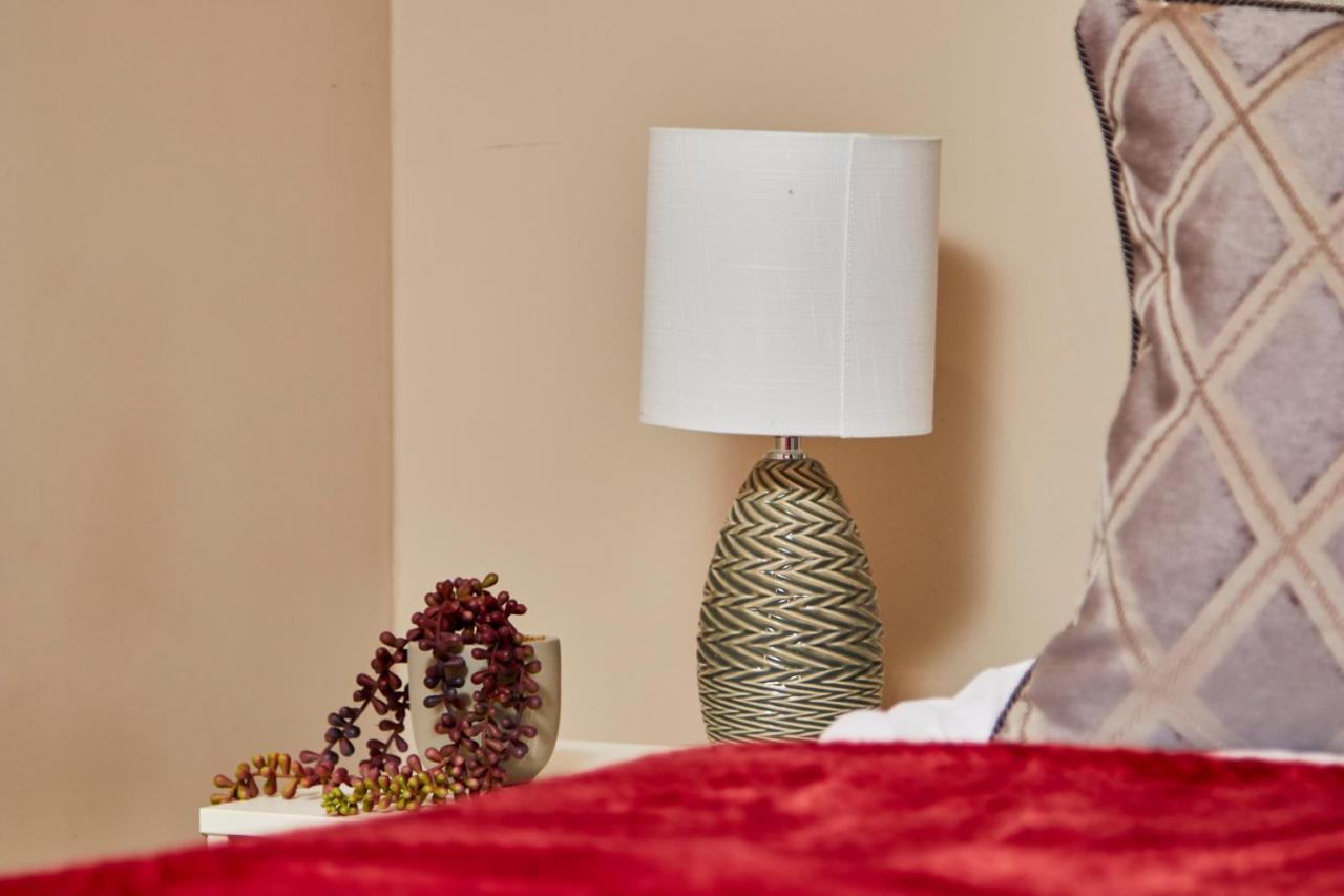 The Stunning Central Harrogate Abode - Sleeps 6 Екстер'єр фото